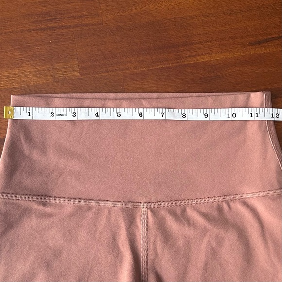 Lululemon Align High Rise 4” Bike Short Red Dust - Picture 5 of 7